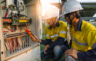 電気設備の専門会社
